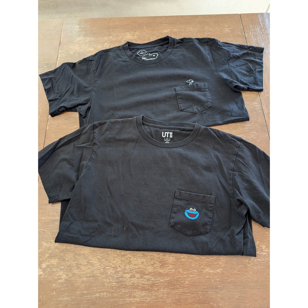 Uniqlo UT KAWS‎ T-Shirt Bundle Sesame Street Cookie Monster Peanuts Snoopy small